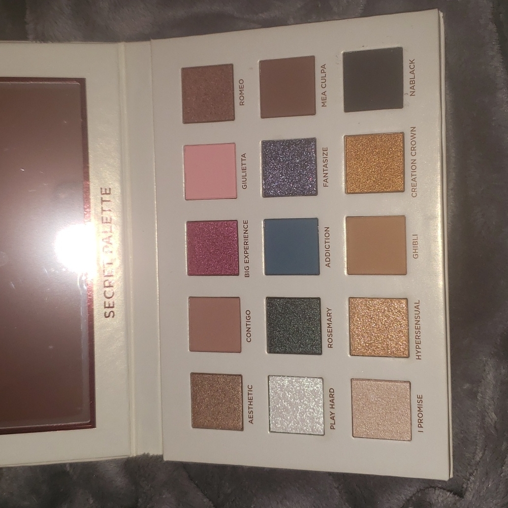 Nabla Secret Palette